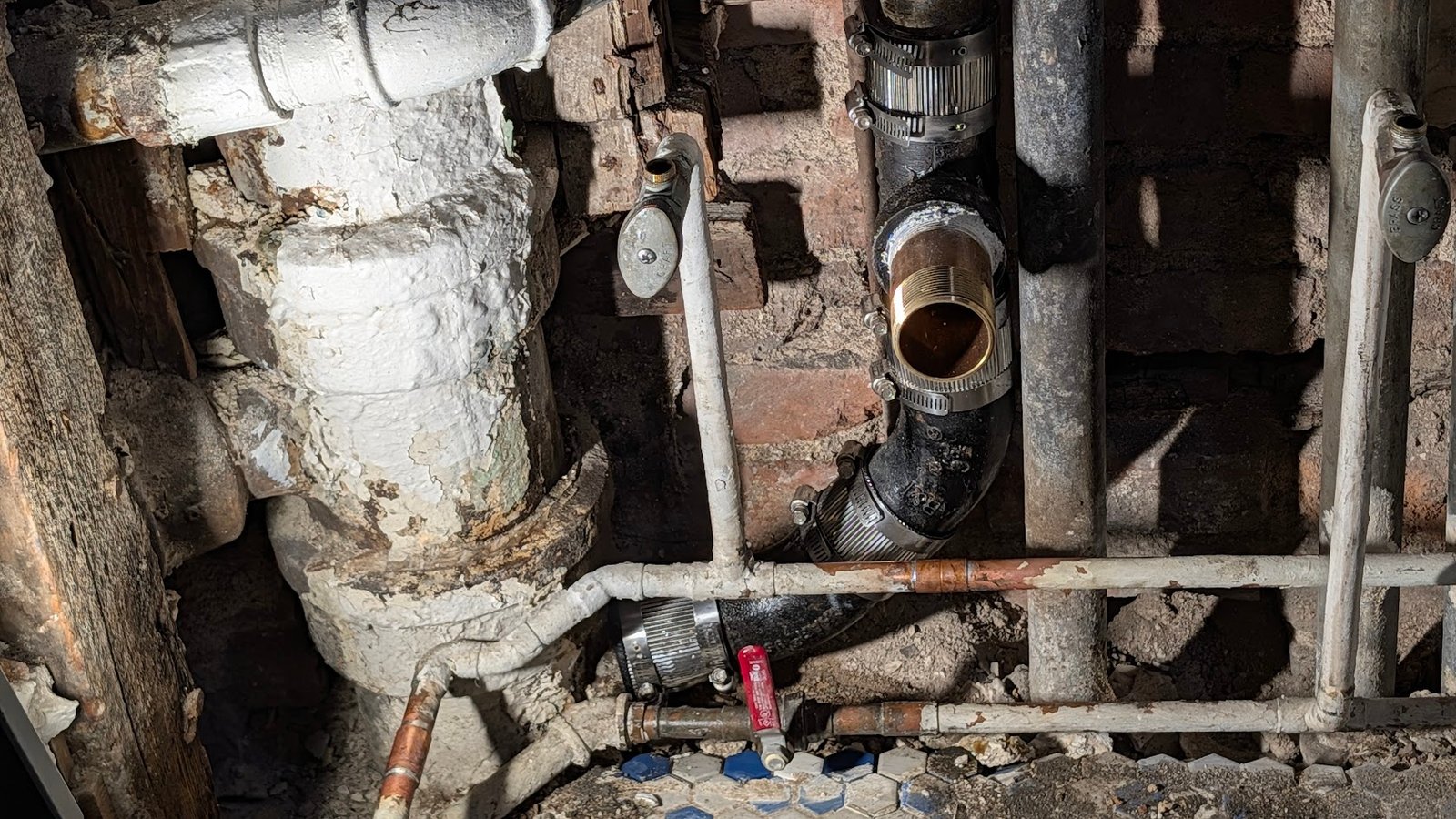 Pipe repair Glendale Queens